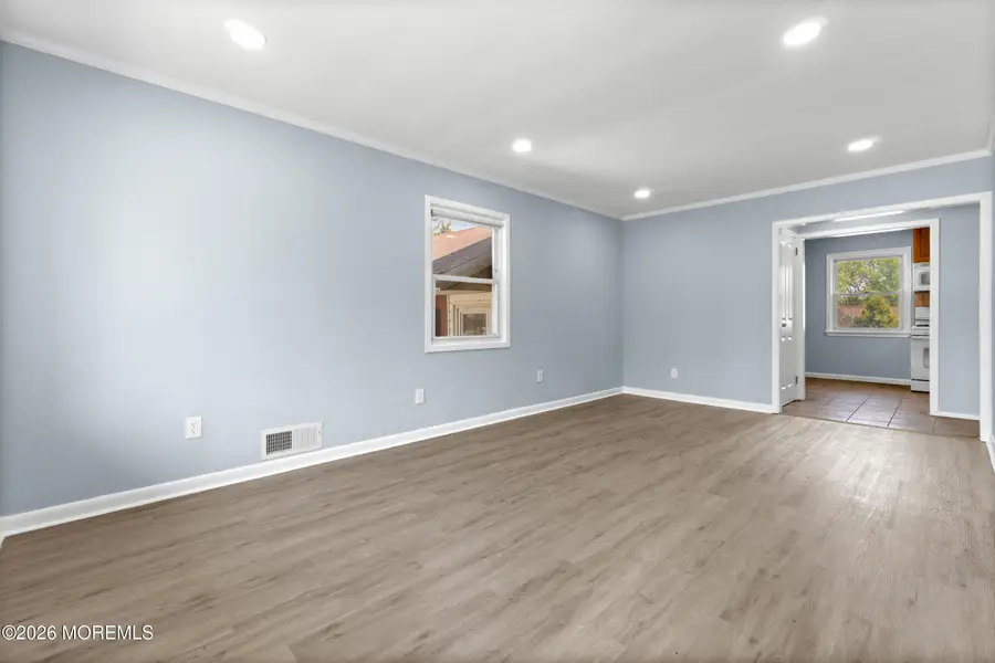 31 Stevens Road, Edison, NJ 08817 - #3