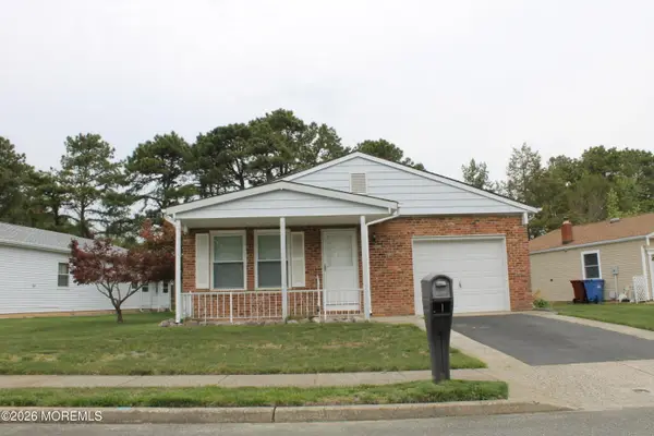 221 Orlando Boulevard, Toms River, NJ 08757