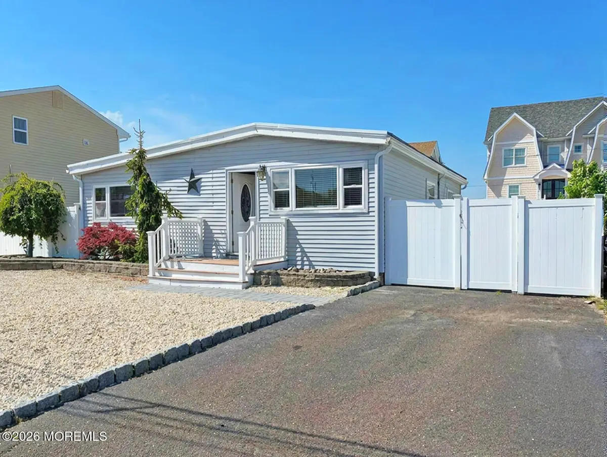 3414 Bergen Avenue, Toms River, NJ 08753 - #1