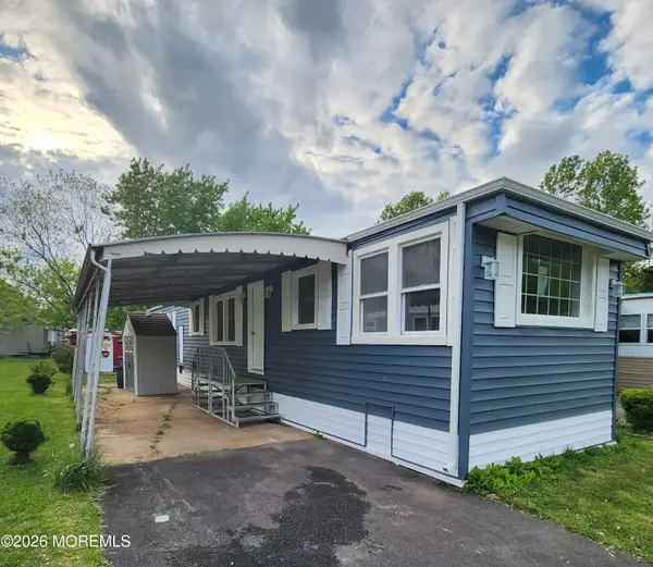 61 Alissa Terrace, Jackson, NJ 08527