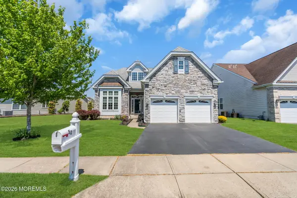 52 Plymouth Way, Barnegat, NJ 08005