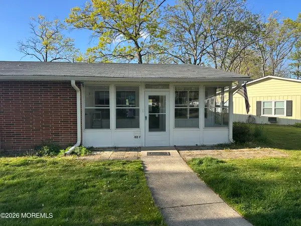 103F Edinburgh Lane, Lakewood, NJ 08701