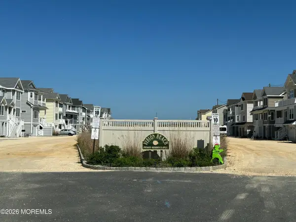 15 Beach Drive, Seaside Heights, NJ 08751