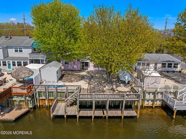 895 Beach Haven West Boulevard, Beach Haven West, NJ 08050