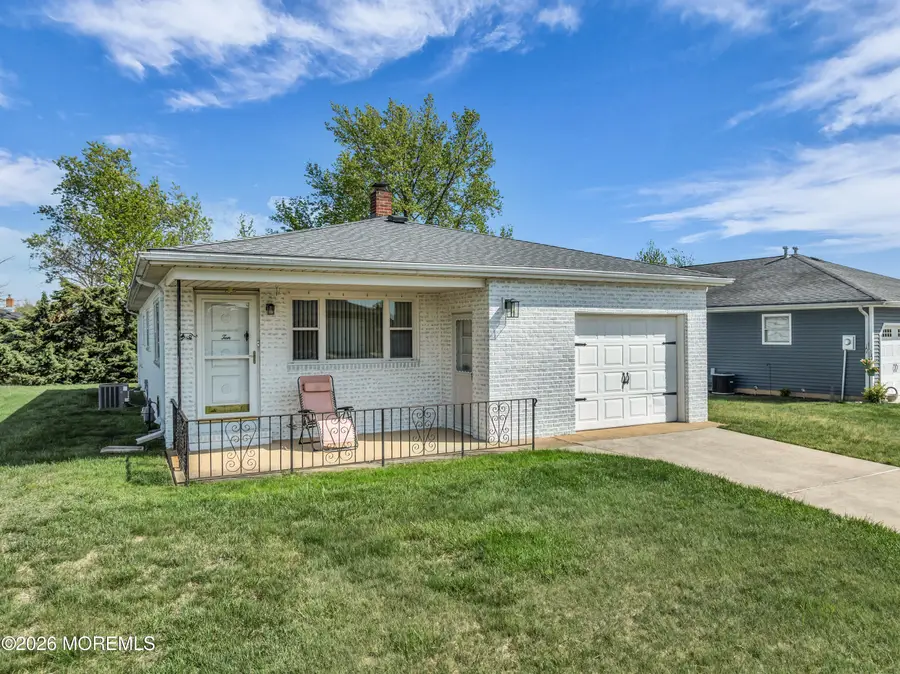 10 Picasso Court, Toms River, NJ 08757 - #2