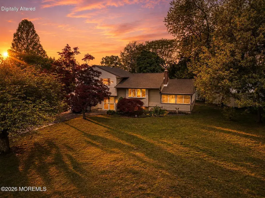 540 Sherman Avenue, Belford, NJ 07718 - #2