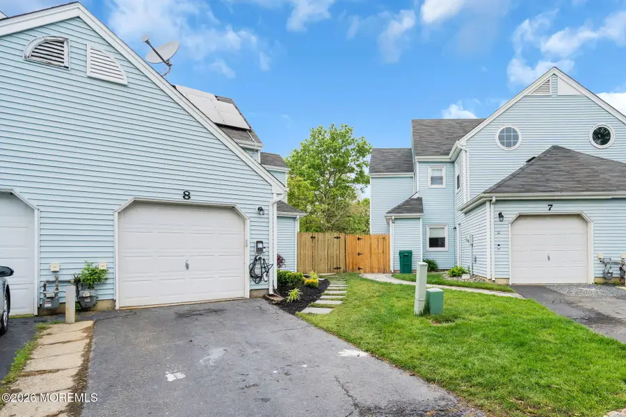8 Jennings Court, Freehold, NJ 07728 - #3