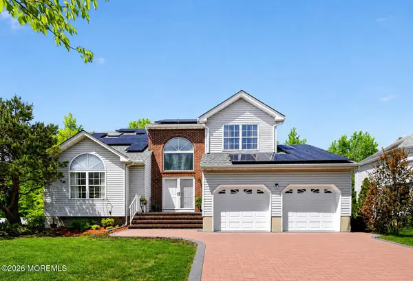 28 Glynn Court, Parlin, NJ 08859