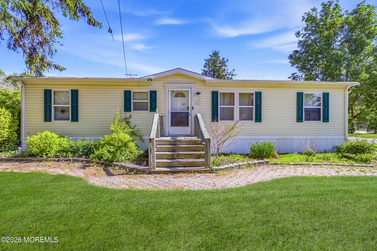 1 Circle Drive, Manchester, NJ 08759 - #1