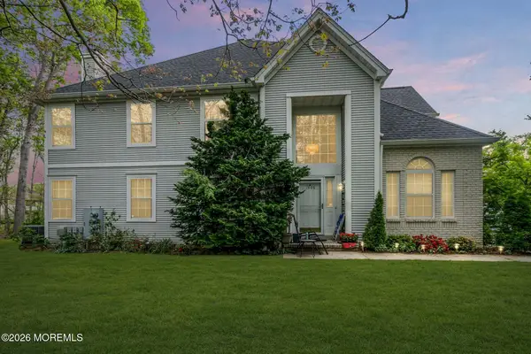 1606 Aqueduct Court, Toms River, NJ 08755