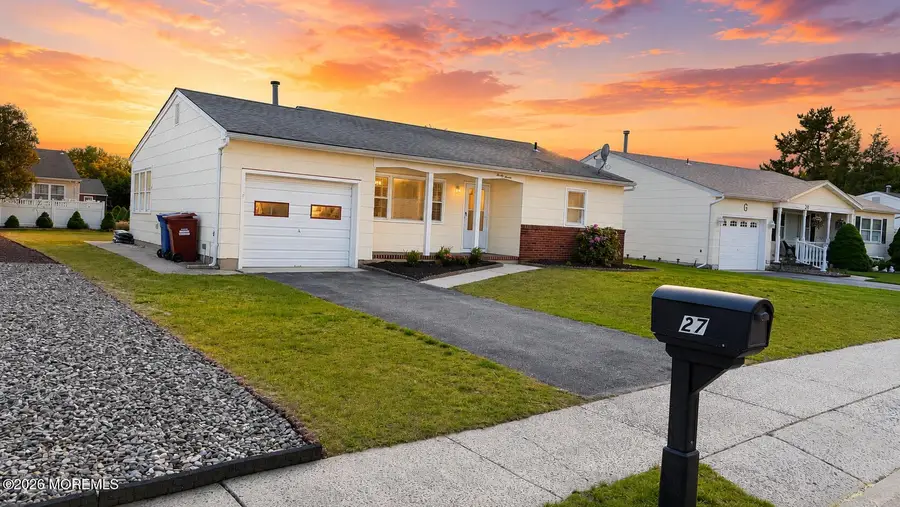 27 Norfolk Drive, Toms River, NJ 08757 - #3