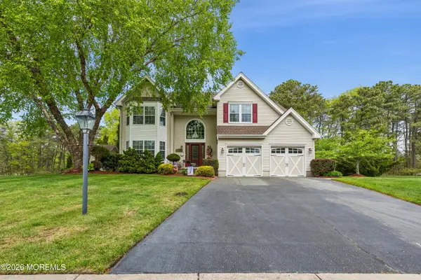 10 Dori Lane, Barnegat, NJ 08005