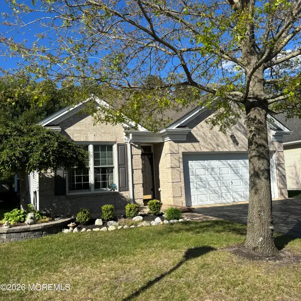 84 Marlow Drive, Jackson, NJ 08527