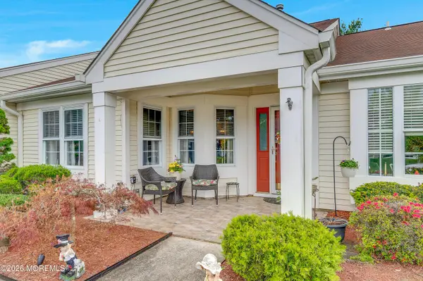 1087B Canterbury Drive, Manchester, NJ 08759
