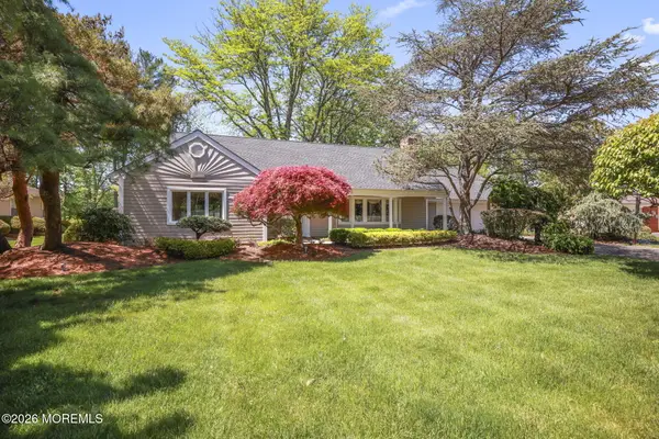 23 Fairview Road, Marlboro, NJ 07746