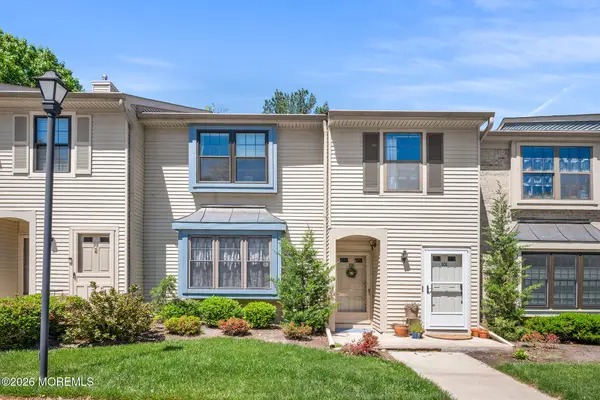 100 Dundee Court, Matawan, NJ 07747