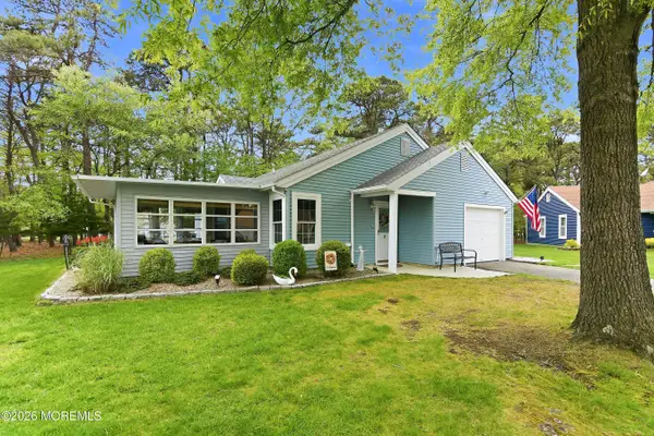 5 Abbey Court, Forked River, NJ 08731
