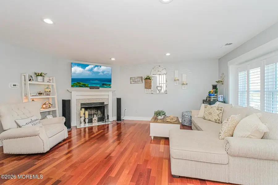4 Shilling Way, Jackson, NJ 08527 - #3