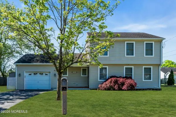 1632 7th Avenue, Toms River, NJ 08757