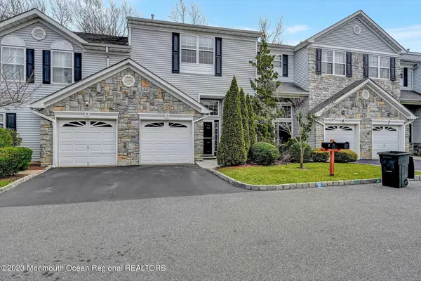 7 Harbor Bay Circle, Laurence Harbor, NJ 08879