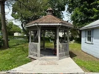 18 Station Street, Manalapan, NJ 07726 - #2