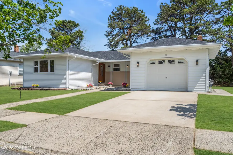 11 Tampa Lane, Toms River, NJ 08757 - #3