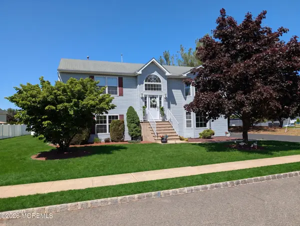 2 Gina Drive, Hazlet, NJ 07730