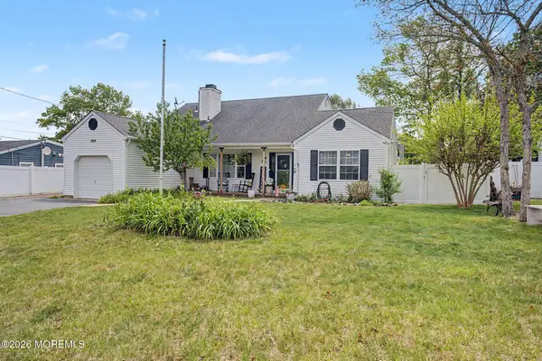 125 Gangway Lane, Manahawkin, NJ 08050