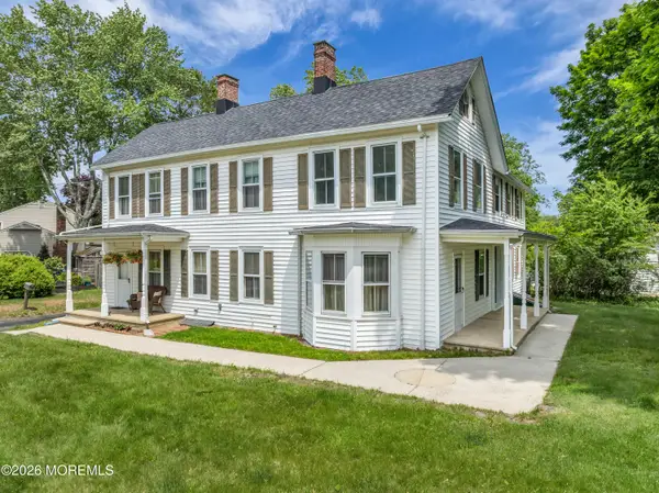 43 Devonshire Court, Middletown, NJ 07748