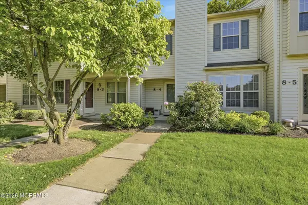 8 Stuart Drive #4, Freehold, NJ 07728