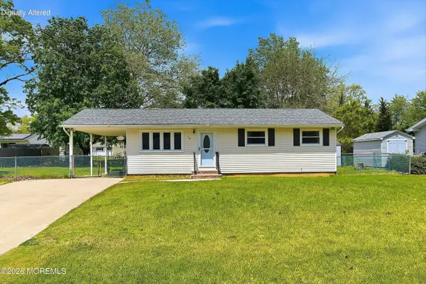 16 Beam Avenue, Jackson, NJ 08527