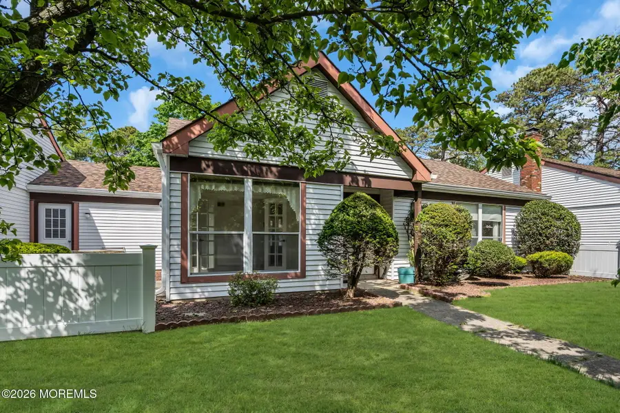 815B Liverpool Circle, Manchester, NJ 08759 - #2