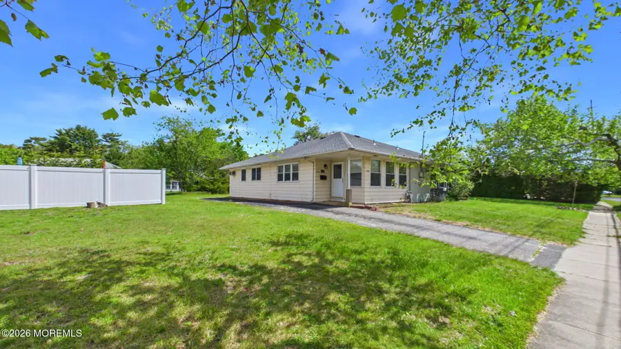 2240 Yorktowne Boulevard, Toms River, NJ 08753 - #2