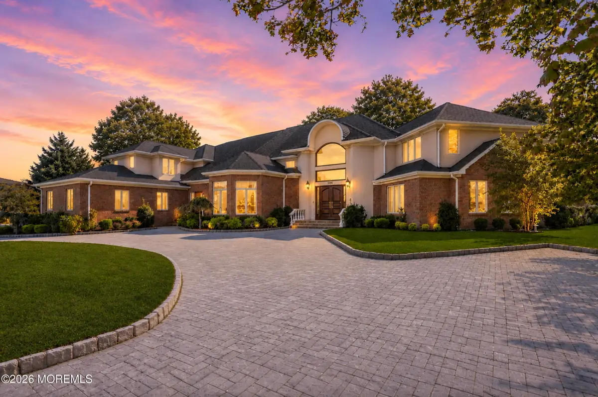 284 Park Avenue, Oakhurst, NJ 07755 - #1