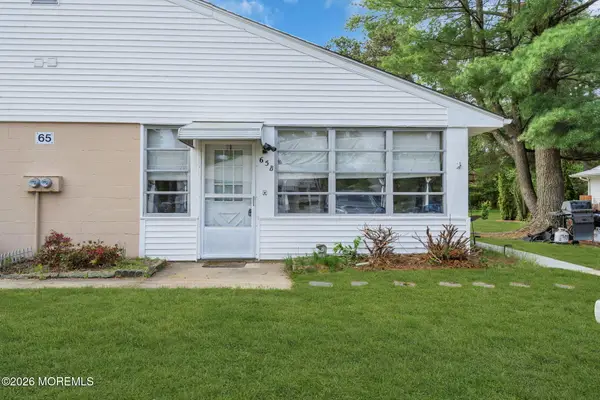 65 B Kennedy Drive #B, Whiting, NJ 08759