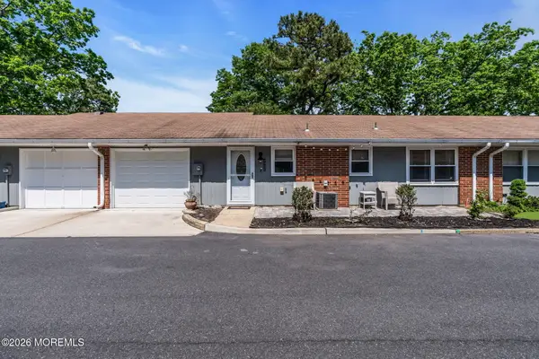 390 Picardy Court #c, Lakewood, NJ 08701