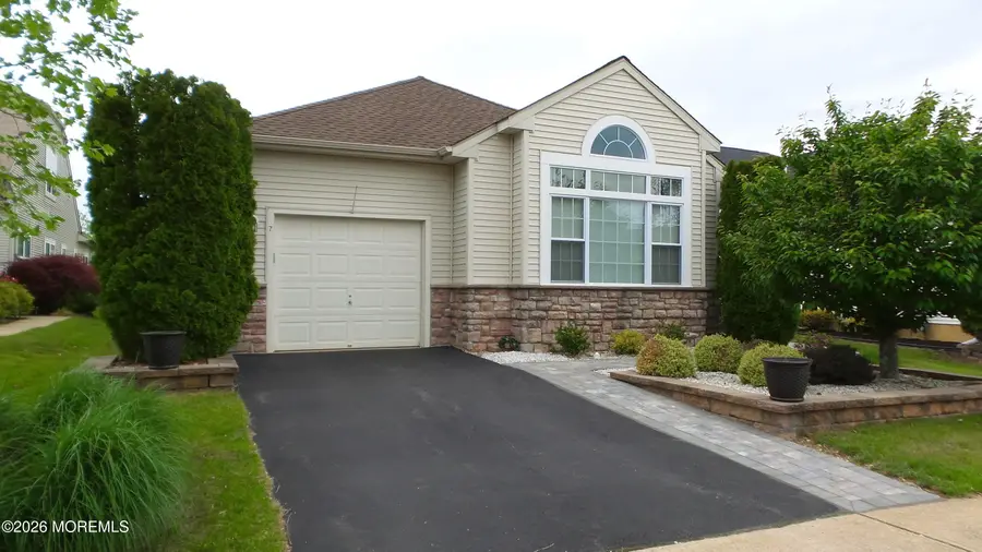 7 Marnier Court, Manchester, NJ 08759 - #2