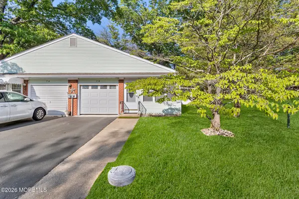 7 Crocus Lane #B, Whiting, NJ 08759