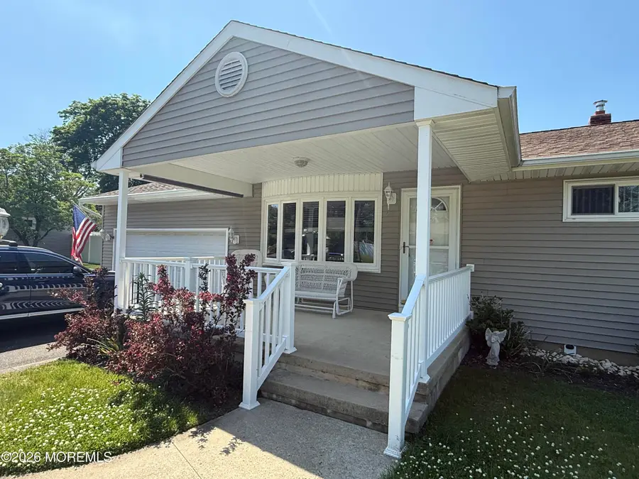 27 Maplecrest Drive, Neptune, NJ 07753 - #3
