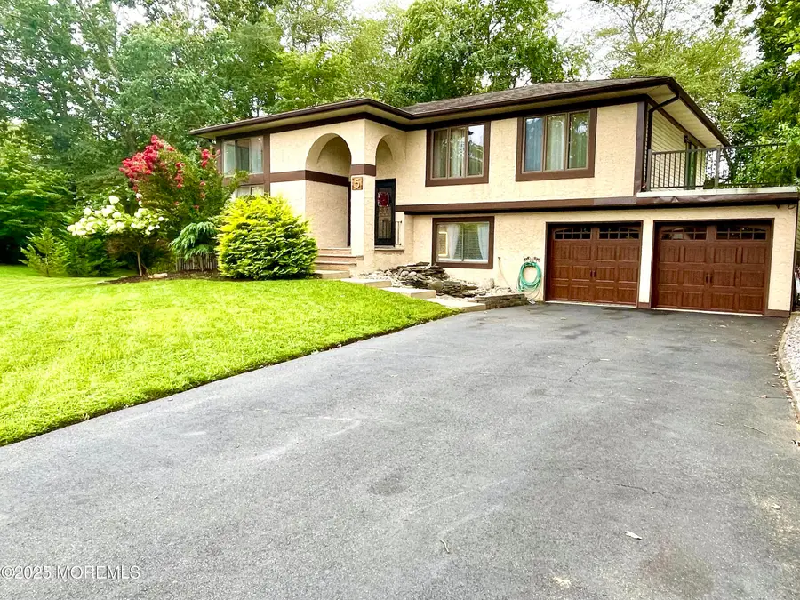 5 Blackfoot Court, Toms River, NJ 08753 - #2