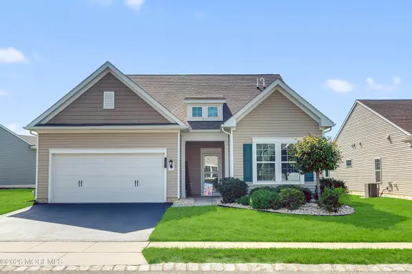 21 Aylesford Lane, Manchester, NJ 08759