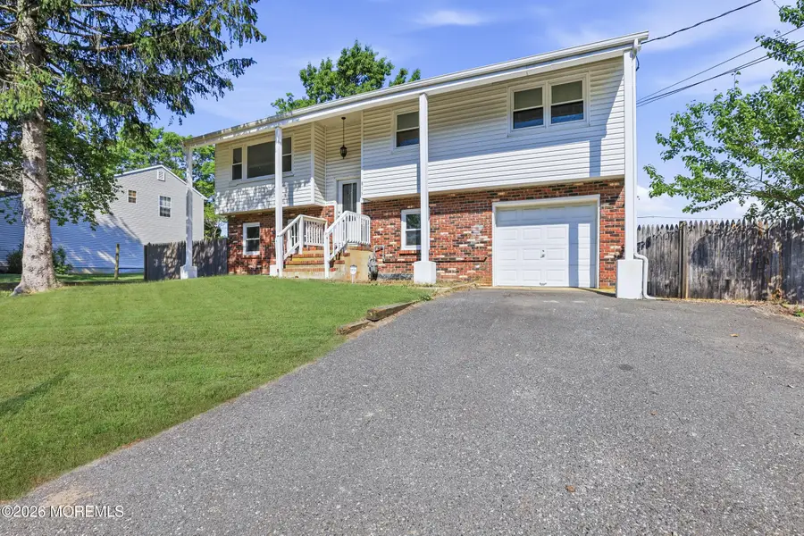 816 Berkeley Avenue, Beachwood, NJ 08722 - #2