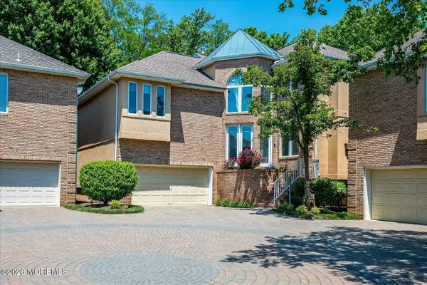 116 Sequoia Woods Court, Holmdel, NJ 07733