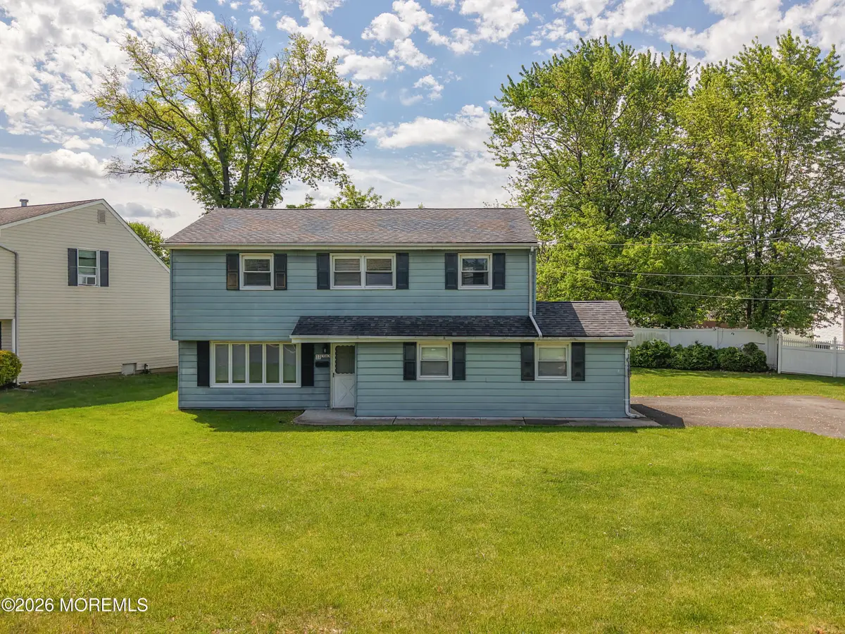 17 Coach Drive, Hazlet, NJ 07730 - #1
