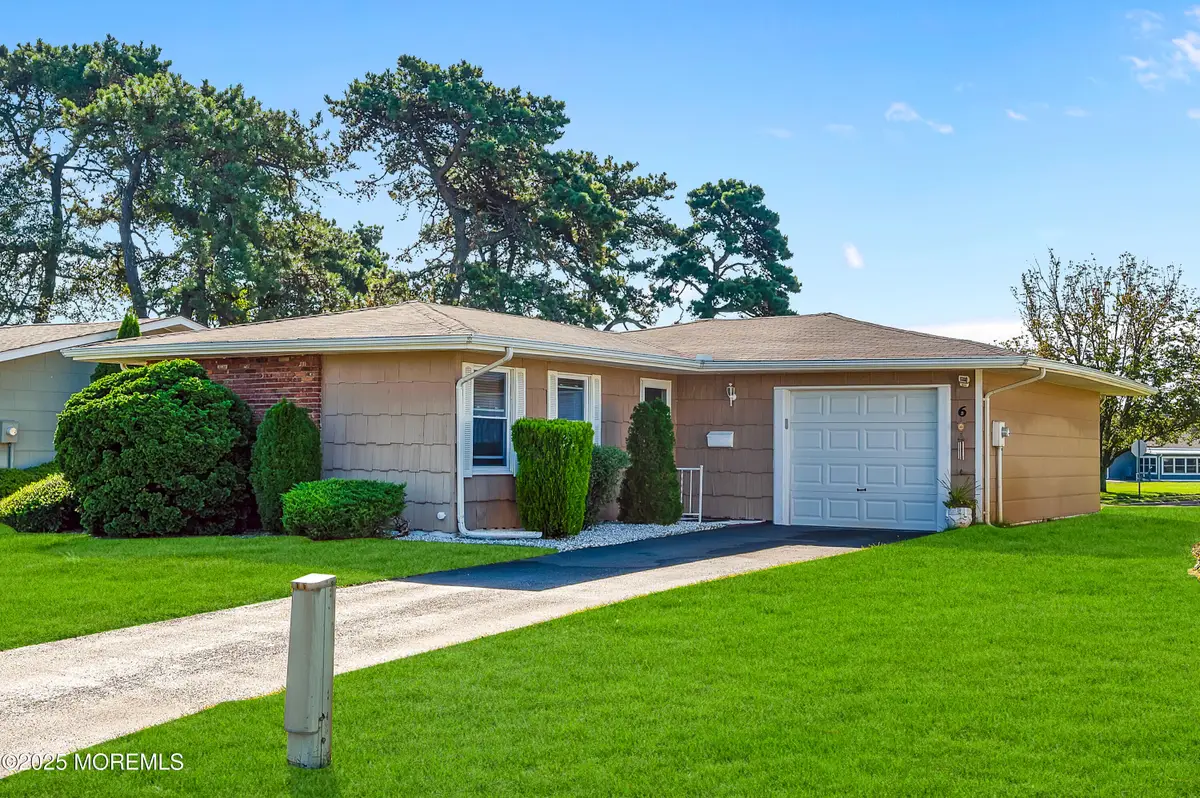 6 Heywood Court, Brick, NJ 08724 - #1