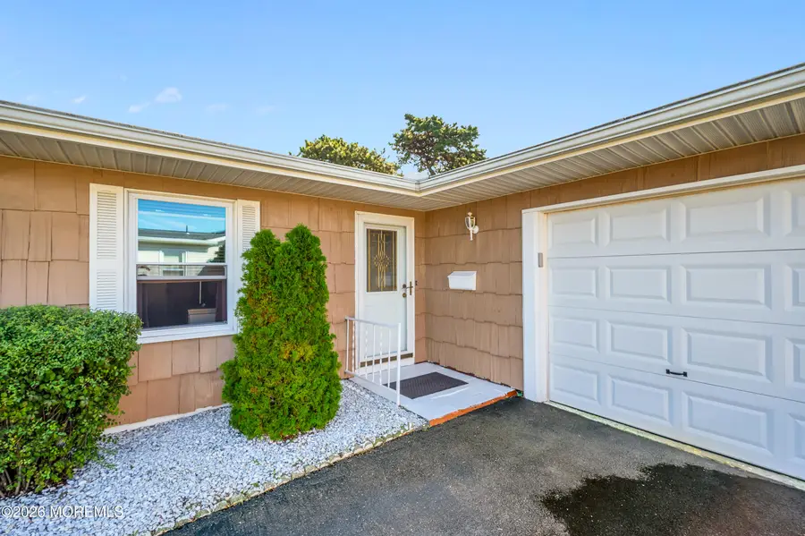 6 Heywood Court, Brick, NJ 08724 - #2