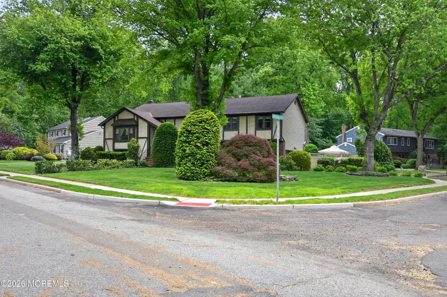 17 Point O Woods Road, Middletown, NJ 07748 - #3
