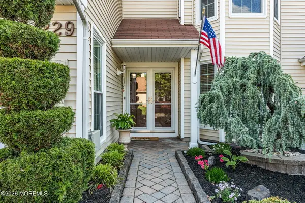 229 Daffodil Drive, Freehold, NJ 07728