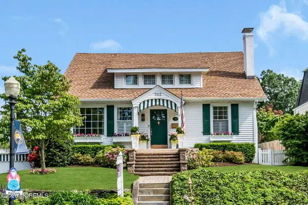 702 River Road, Fair Haven, NJ 07704