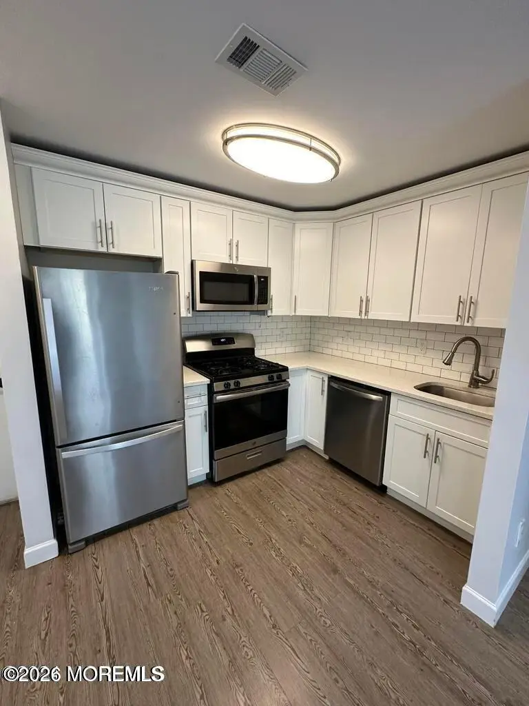 76 Des Moines Court, Tinton Falls, NJ 07712 - #2